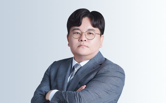 학교폭력 형사고소, 학폭위 징계와 다른 실질적 처벌을 원한다면? [김경태 변호사 칼럼]