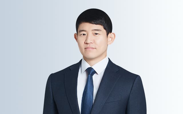 유사강간, 일방적인 위력행사 여부가 판단 관건 [김택형 변호사 칼럼]