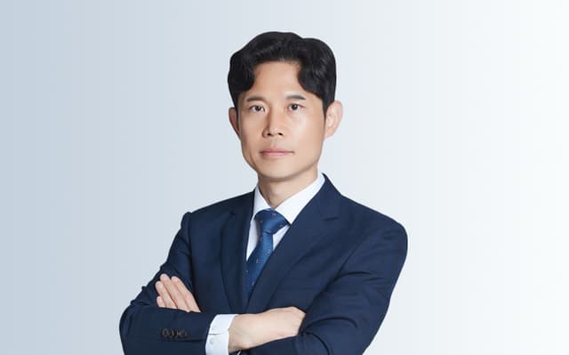 사이버 명예훼손, 단순 비방과 법적책임 경계는? [남화진 변호사 칼럼]